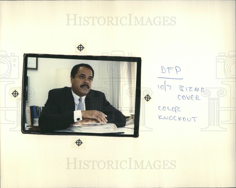 1991 Press Photo Ron Hall New Detroit Vice President VP - Historic Images