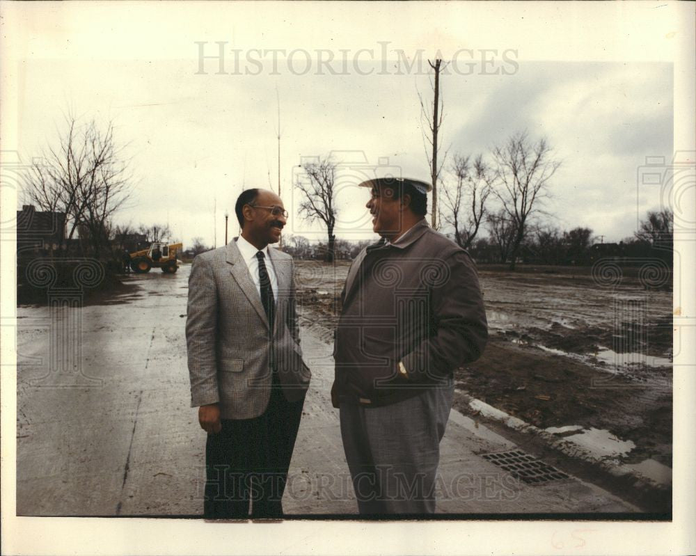 1991 Press Photo Charles Beckham minority builders - Historic Images