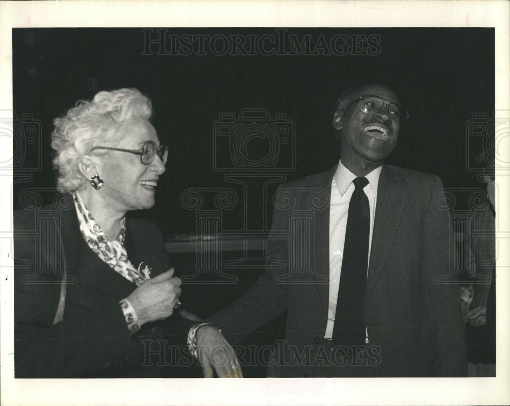 Press Photo Charles Beckman Esther Shapiro - Historic Images