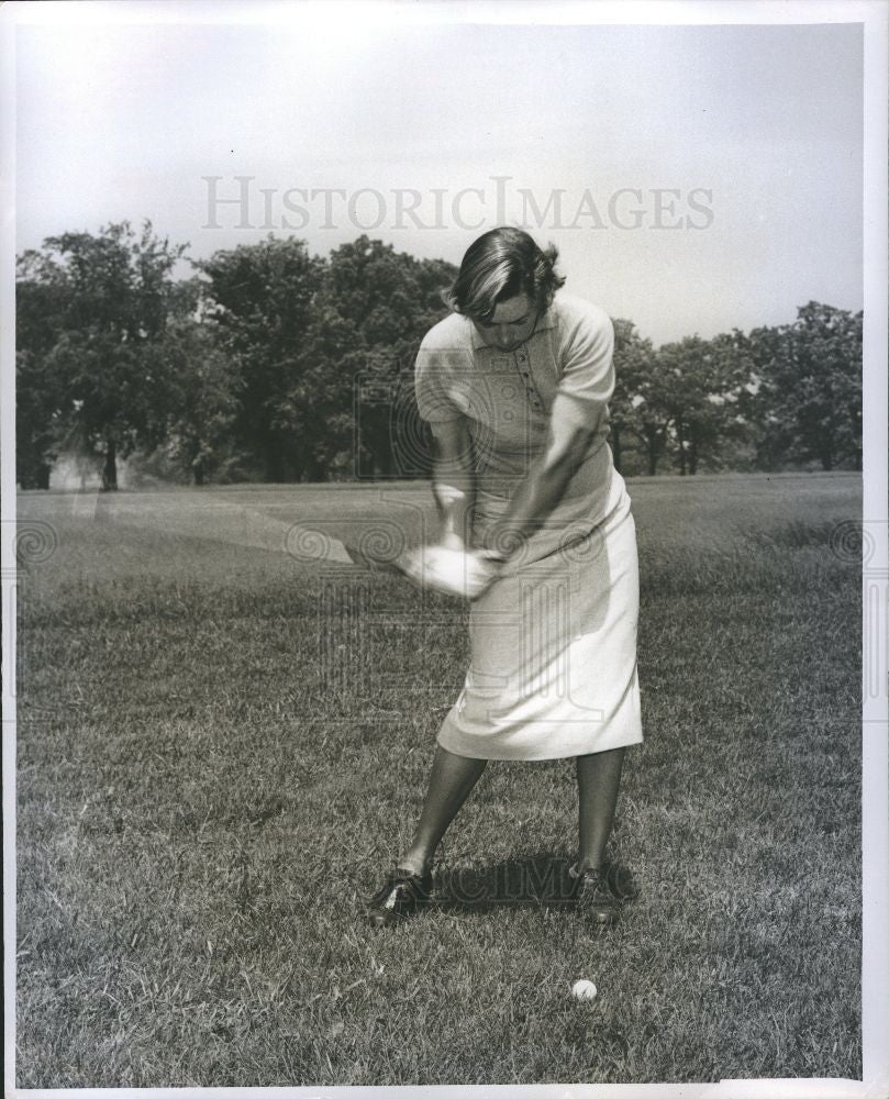 Press Photo Betsy Rawls - Historic Images