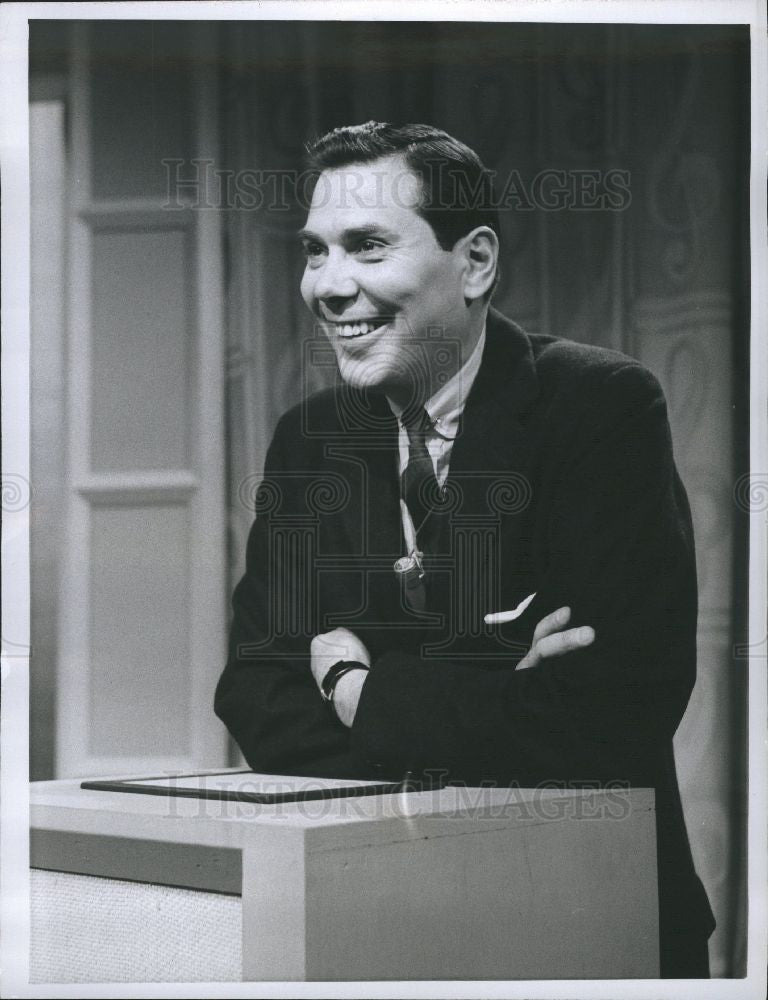 1958 Press Photo Gene Rayburn quizmaster  Dough Re Mi - Historic Images