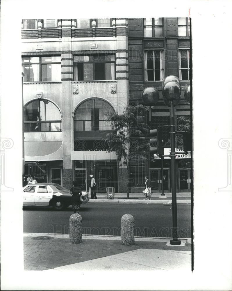 1961 Press Photo Senior Citizen - Historic Images