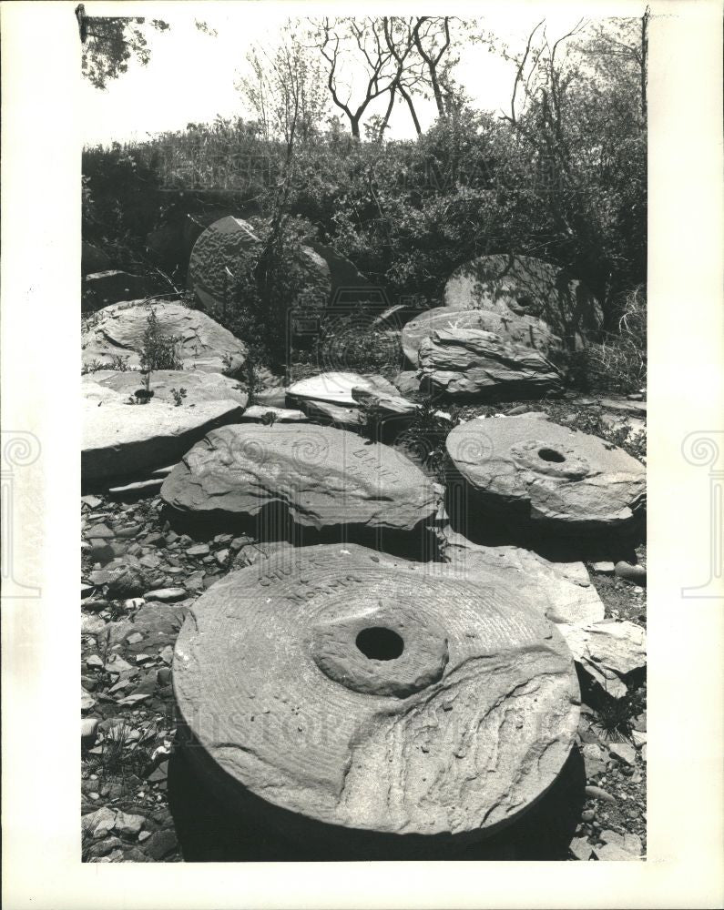 1990 Press Photo grindstone city grindstone - Historic Images