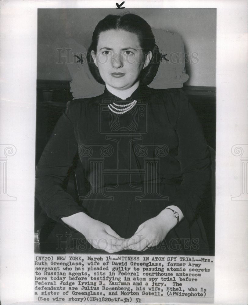 1951 Press Photo Mrs. Ruth Greenglass Wife David Green. - Historic Images