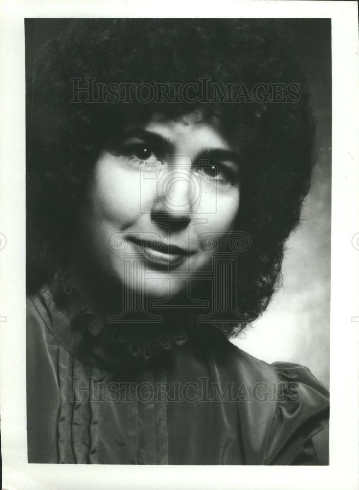 1983 Press Photo Julia guci - Historic Images