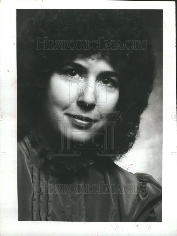 1988 Press Photo JULIA GRICE, writer - Historic Images