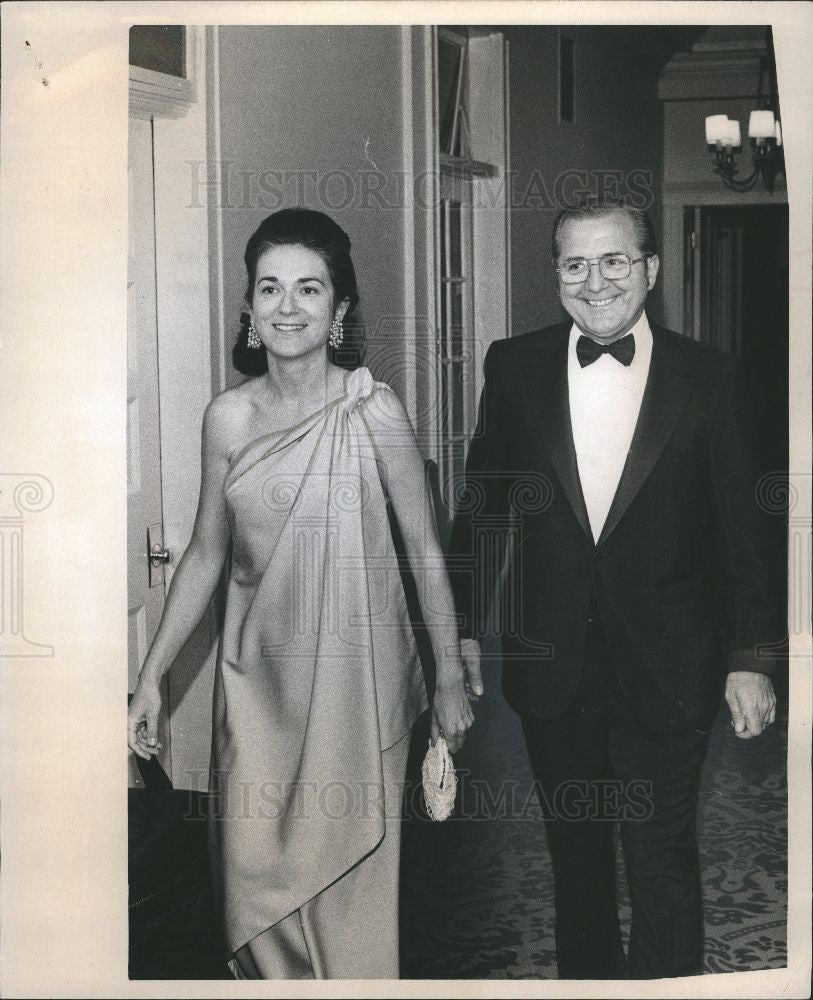 1972 Press Photo Mrs. Roman gribbs - Historic Images