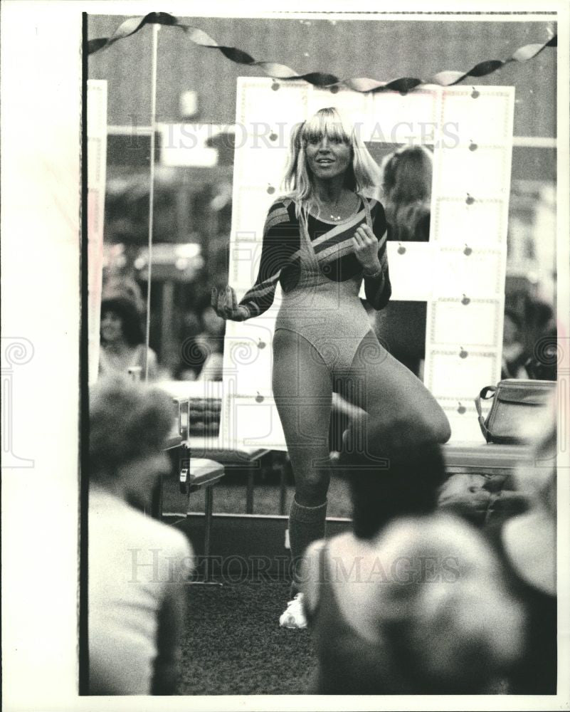 1983 Press Photo JOANIE GREGGAINS - Historic Images