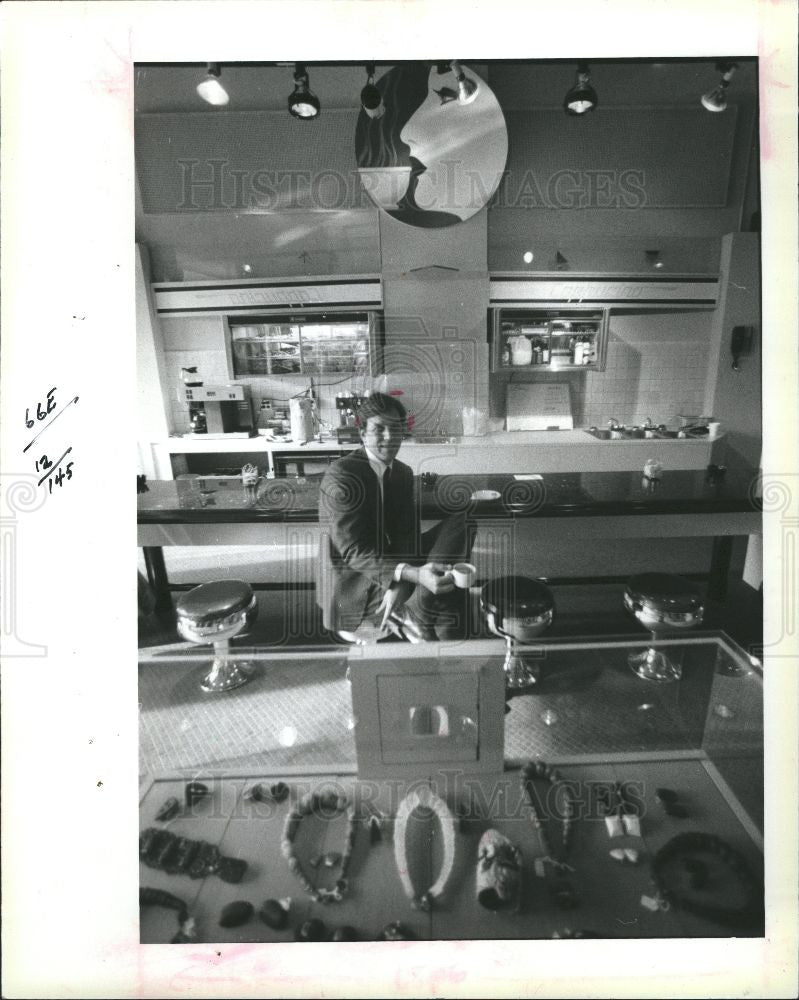 1984 Press Photo Ron Rea, Interior Design, Twigs - Historic Images