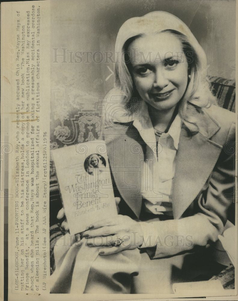 1976 Press Photo Elizabeth Ray Washington Fringe Author - Historic Images