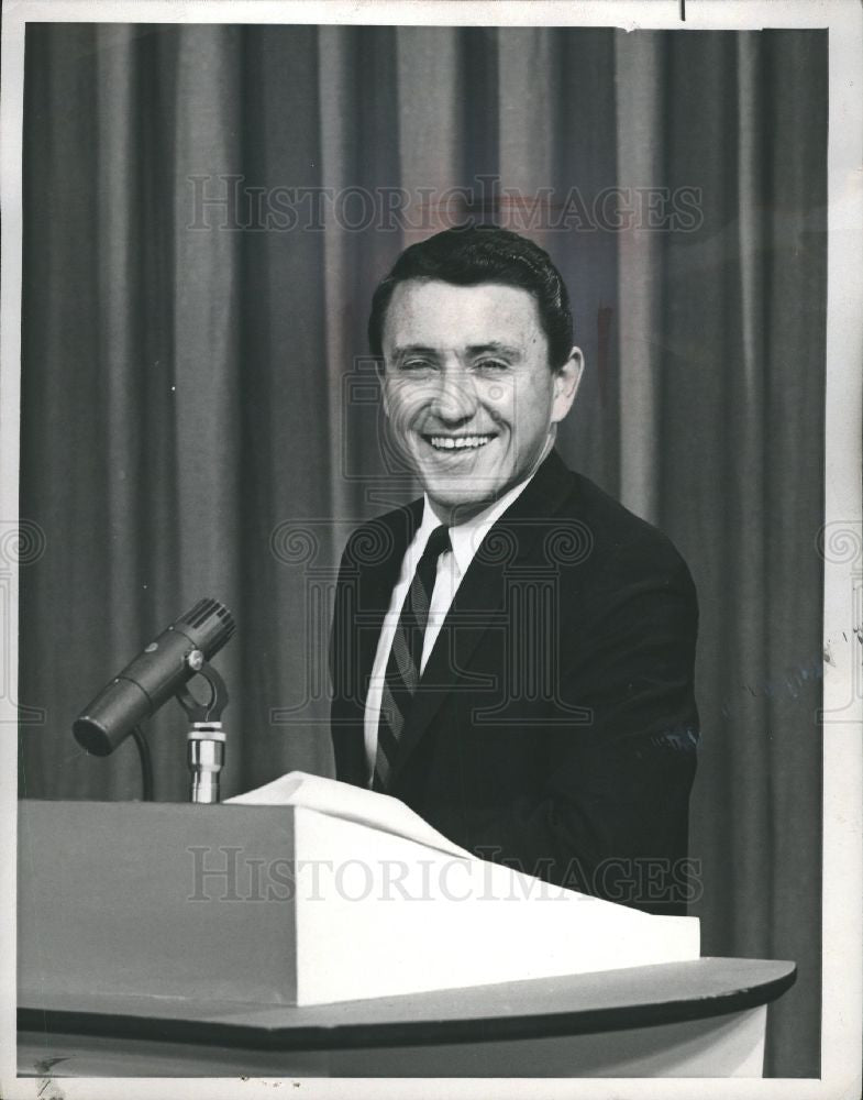 1965 Press Photo Merv Griffin singer media mogul host - Historic Images