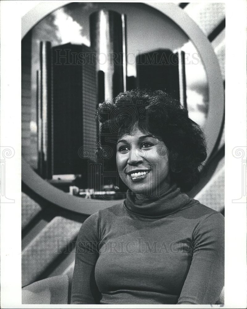 1983 Press Photo Dayna Eubanks Detroit News talk show - Historic Images