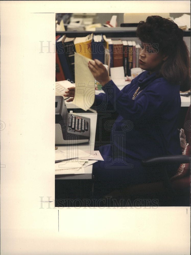 1988 Press Photo Dayna Eubanks Channel 2 pregnancy - Historic Images