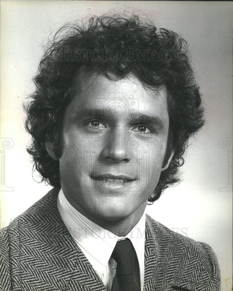 1980 Press Photo Gregory Harrison actor Chandler - Historic Images