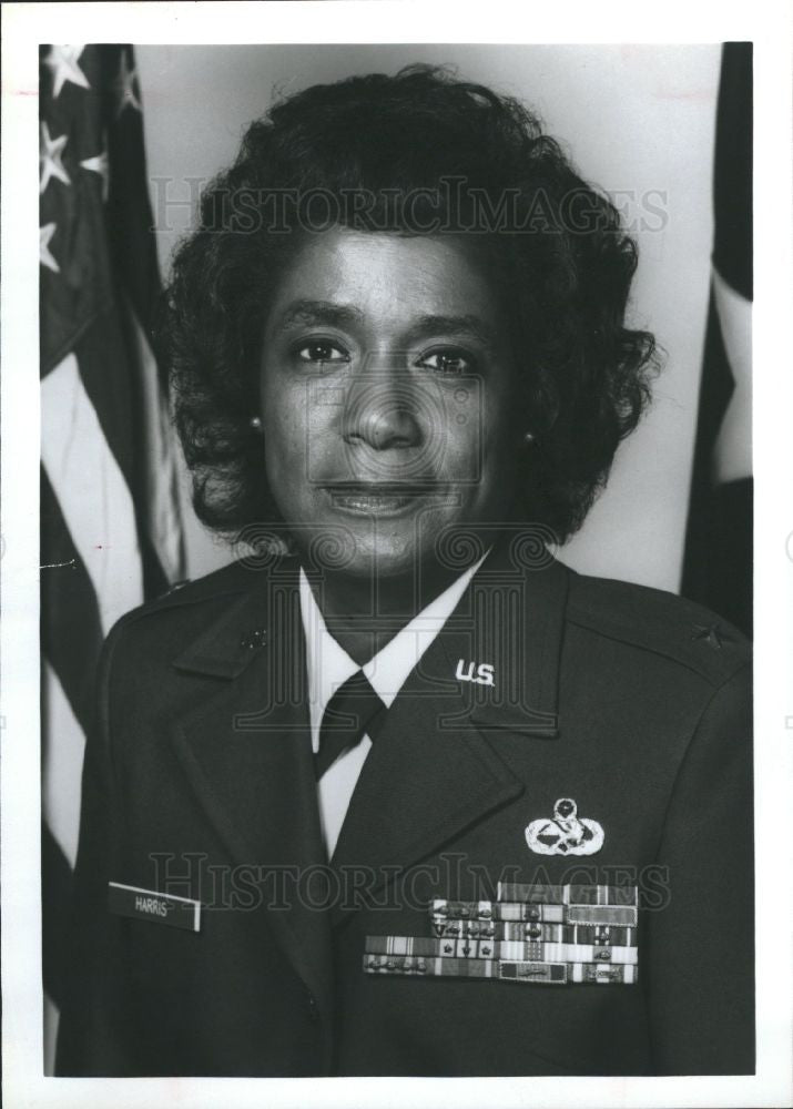 1990 Press Photo Marcelite Harris United States Air - Historic Images