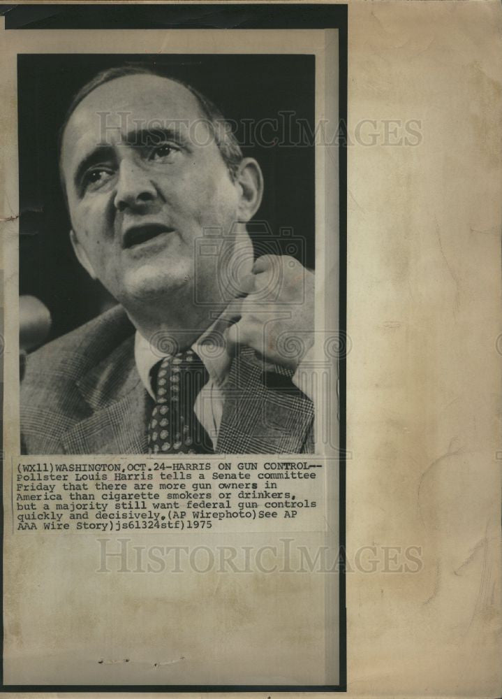 1975 Press Photo Louis Harris Senate gun control poll - Historic Images