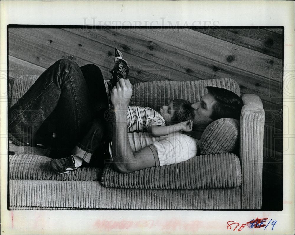 1984 Press Photo Morris Austin baseball father travel - Historic Images