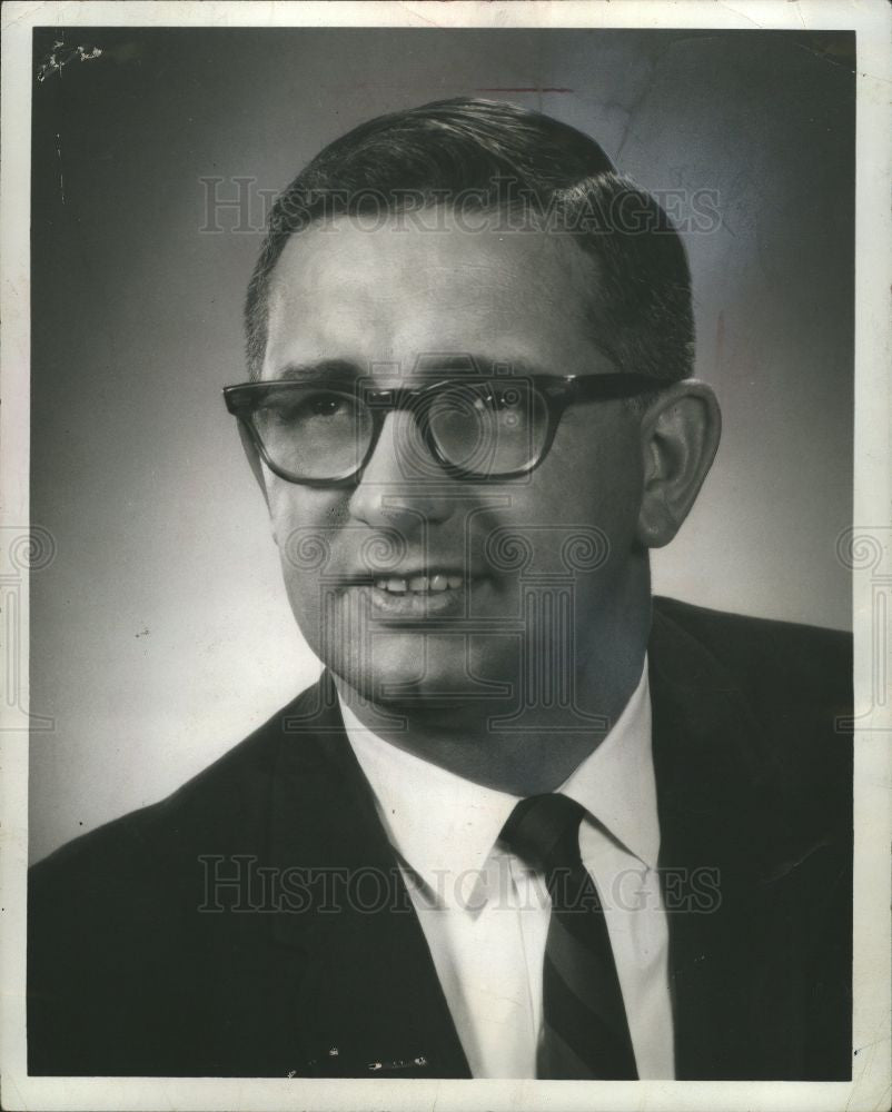 1972 Press Photo Marvin Leonel Esch Politician Michigan - Historic Images