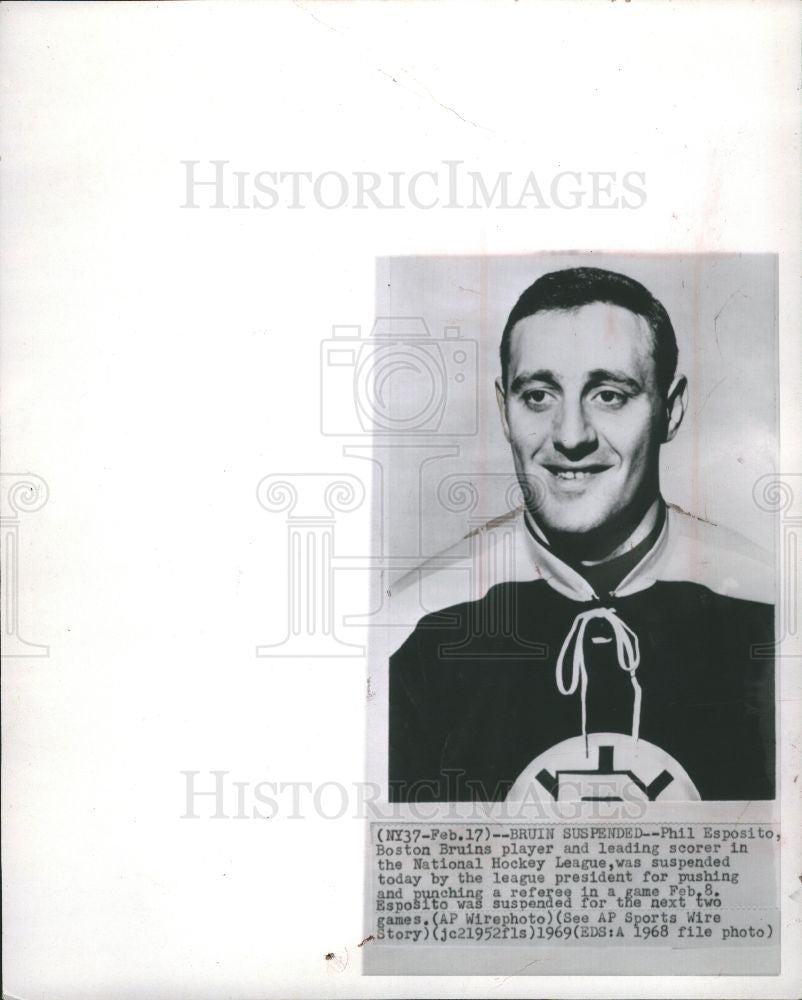 1969 Press Photo Phil Esposito Boston Bruins Player - Historic Images