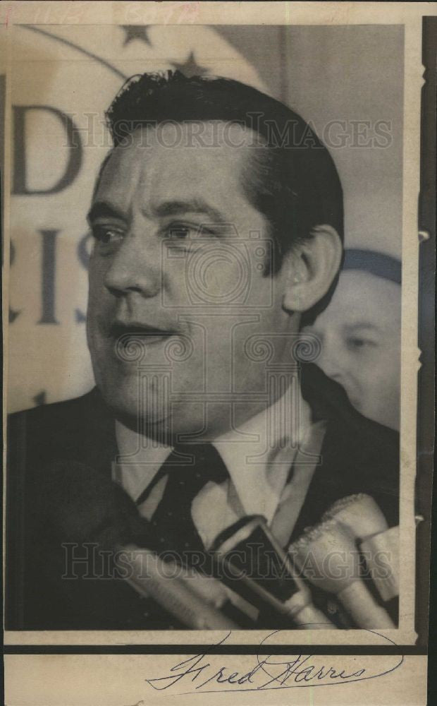 1976 Press Photo Fred Harris Democratic US Senator - Historic Images