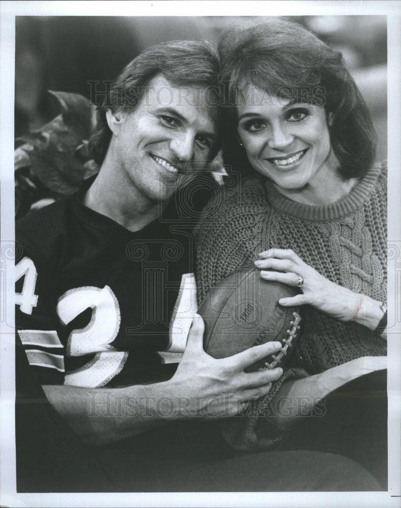 1988 Press Photo Valerie Harper Actress - Historic Images