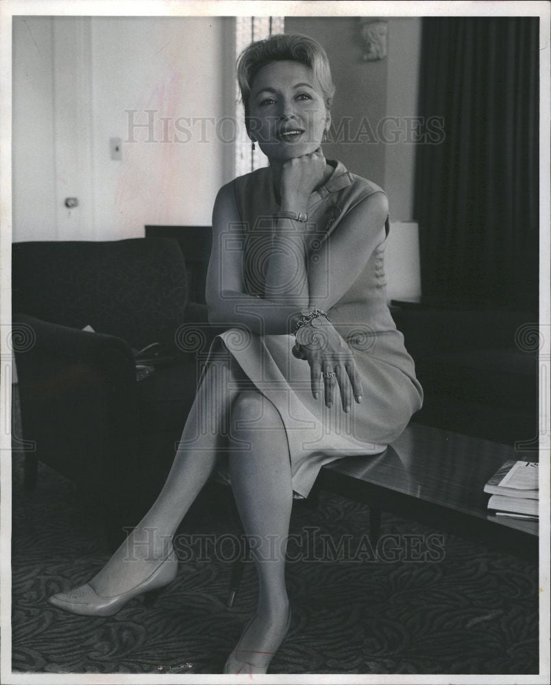 1966 Press Photo JEAN FENN - Historic Images