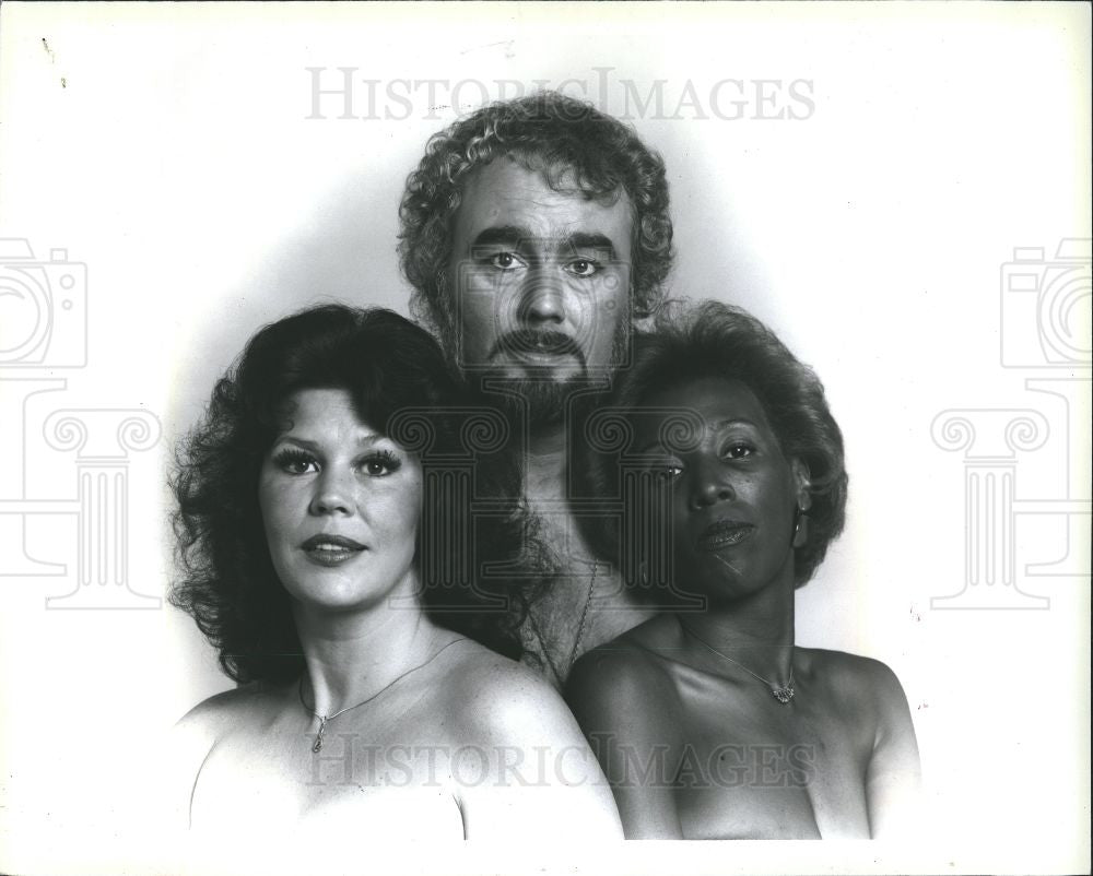 1982 Press Photo Menage a trois Bredius Esser Lewis - Historic Images