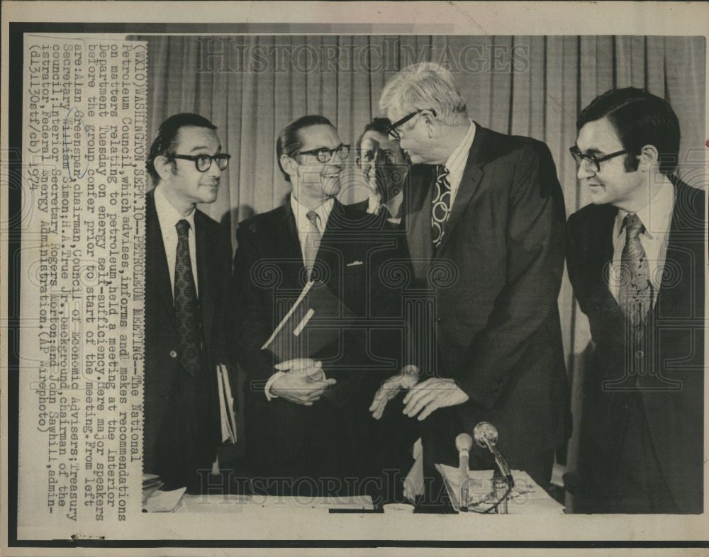 1974 Press Photo Alan Greenspan National Petroleum - Historic Images