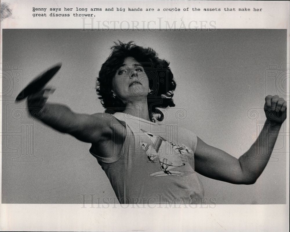 1983 Press Photo PENNYS LONGEST THROW - Historic Images