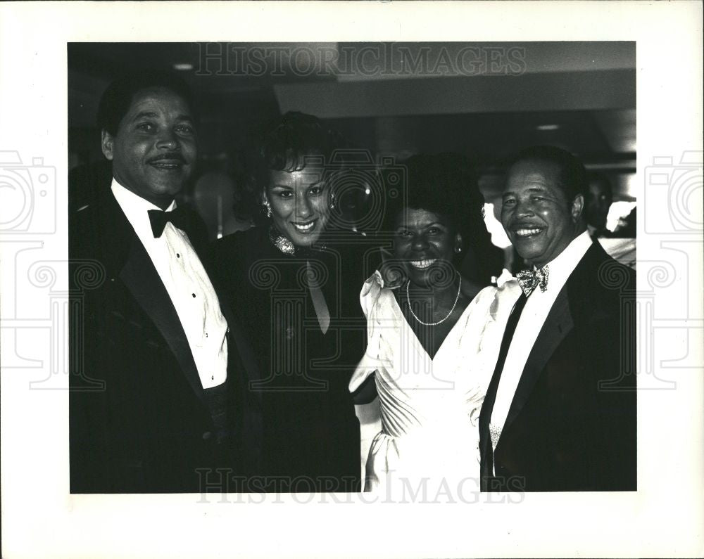 1987 Press Photo BARBARA WILSON AND HER LATE HUSBAND - Historic Images