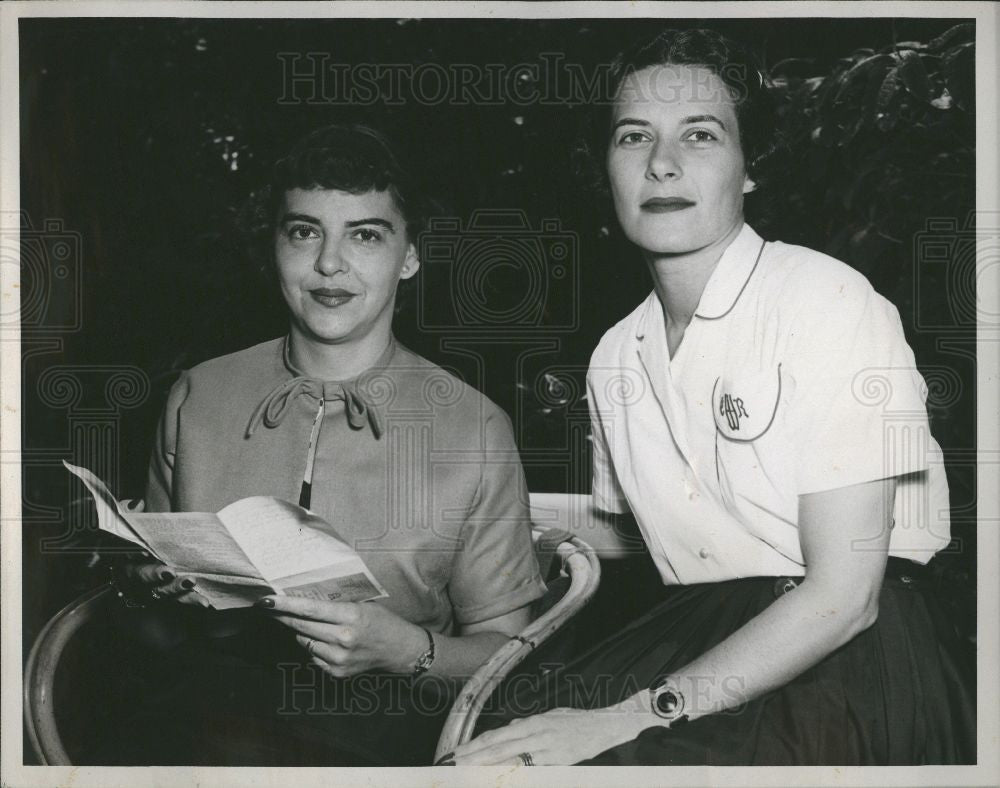 1953 Press Photo Mrs. James Wineman Mrs. Leon Wayborn - Historic Images