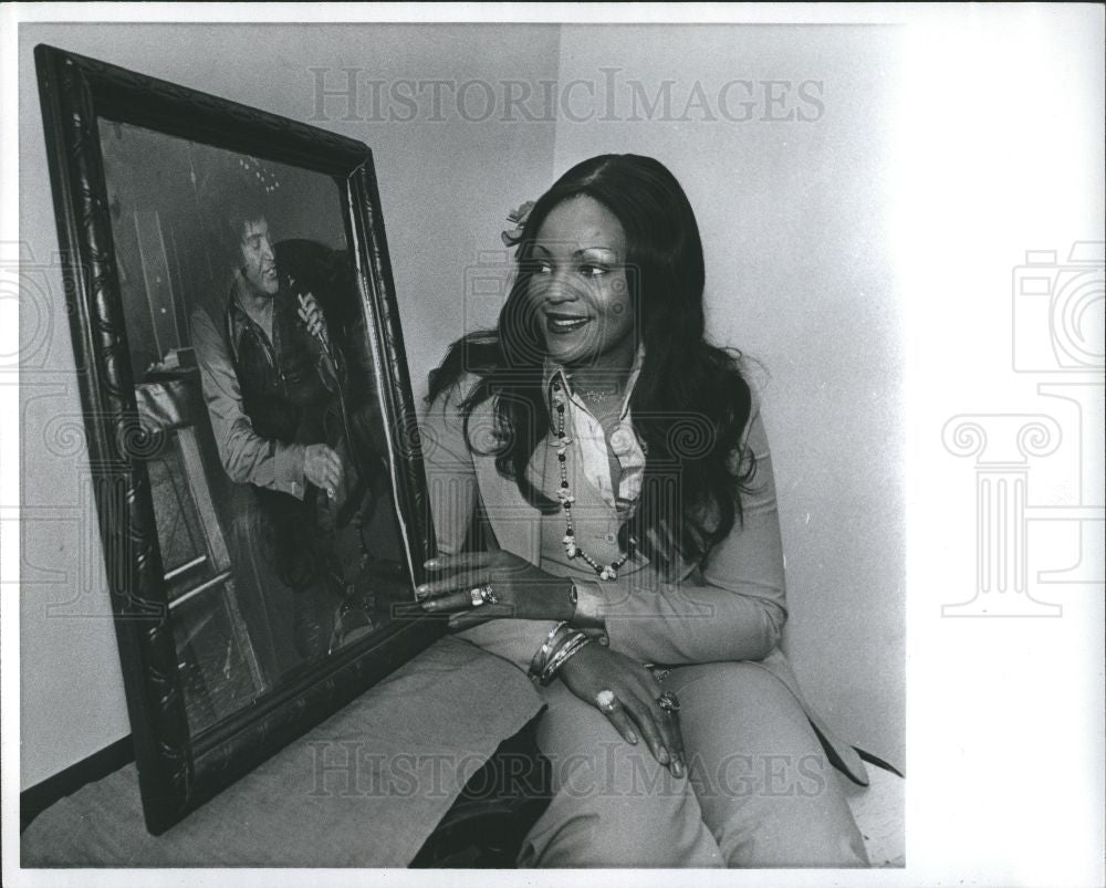 Press Photo Jacqueline Denise Richards elvis - Historic Images