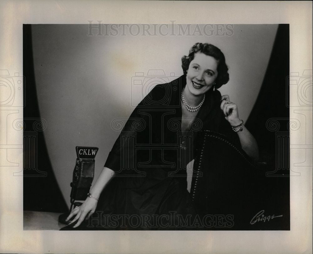 1953 Press Photo Mary Morgan - Historic Images