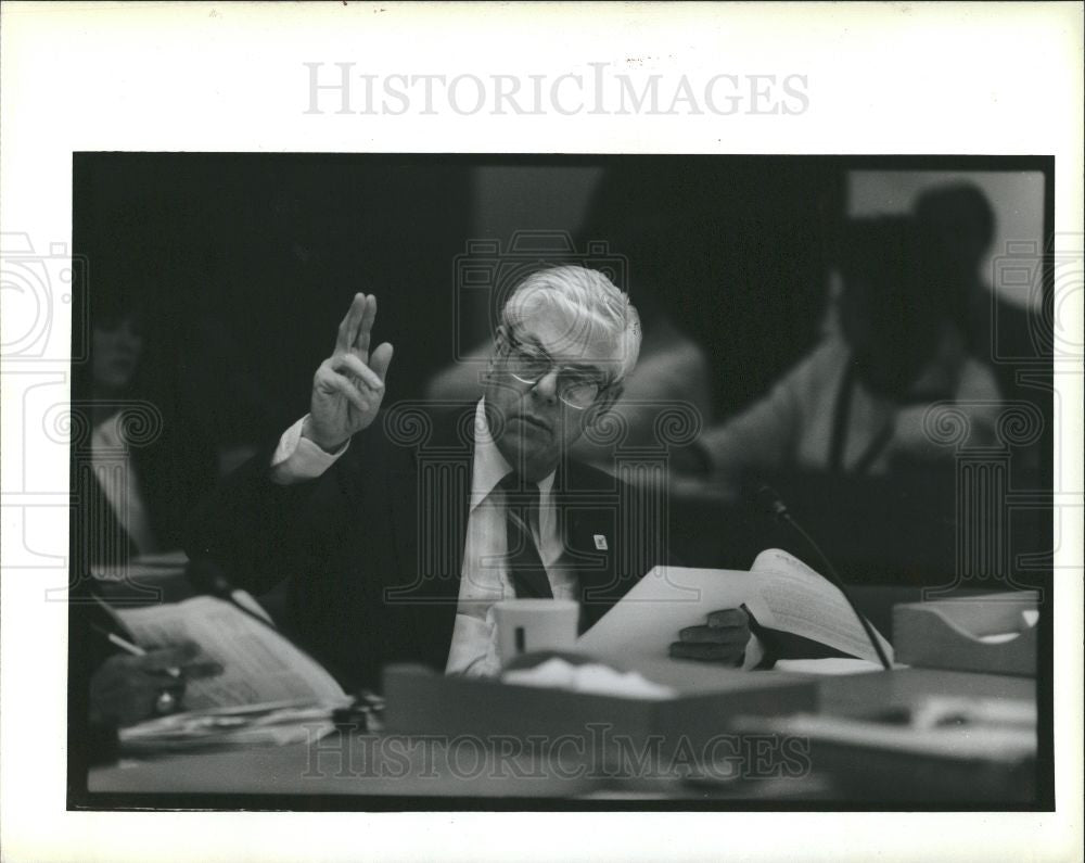 1988 Press Photo Mel Ravitz - Historic Images