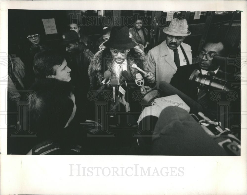 1988 Press Photo lawyer Bell with client Wershe - Historic Images
