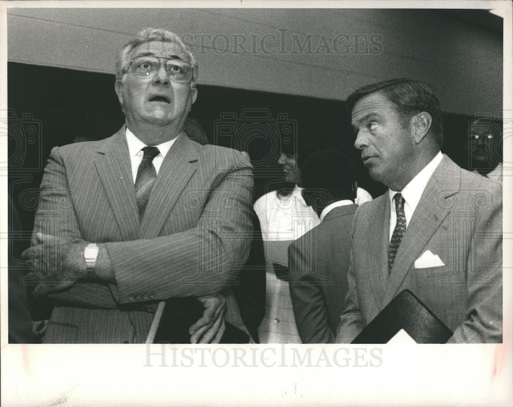 1988 Press Photo Owen Bieber UAW union activist - Historic Images