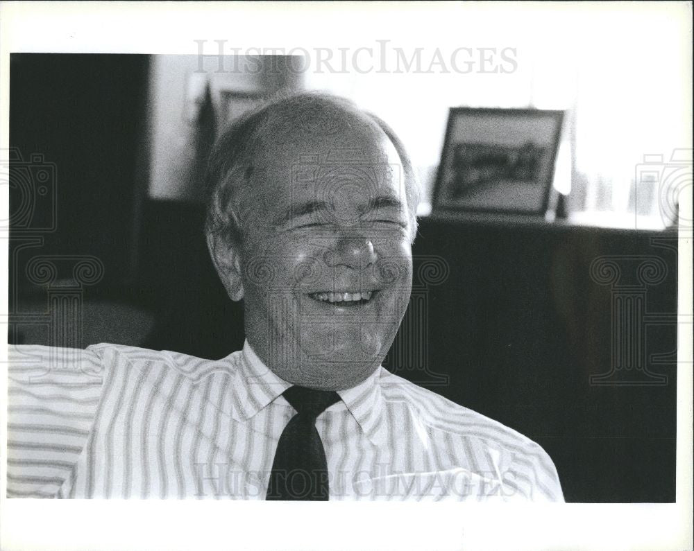 1990 Press Photo Ben Bidwell chairman chrysler motors - Historic Images