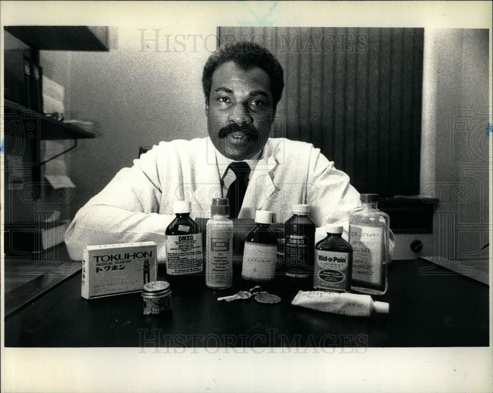 1987 Press Photo Haydon Moorman, Detroit, Arthritis - Historic Images