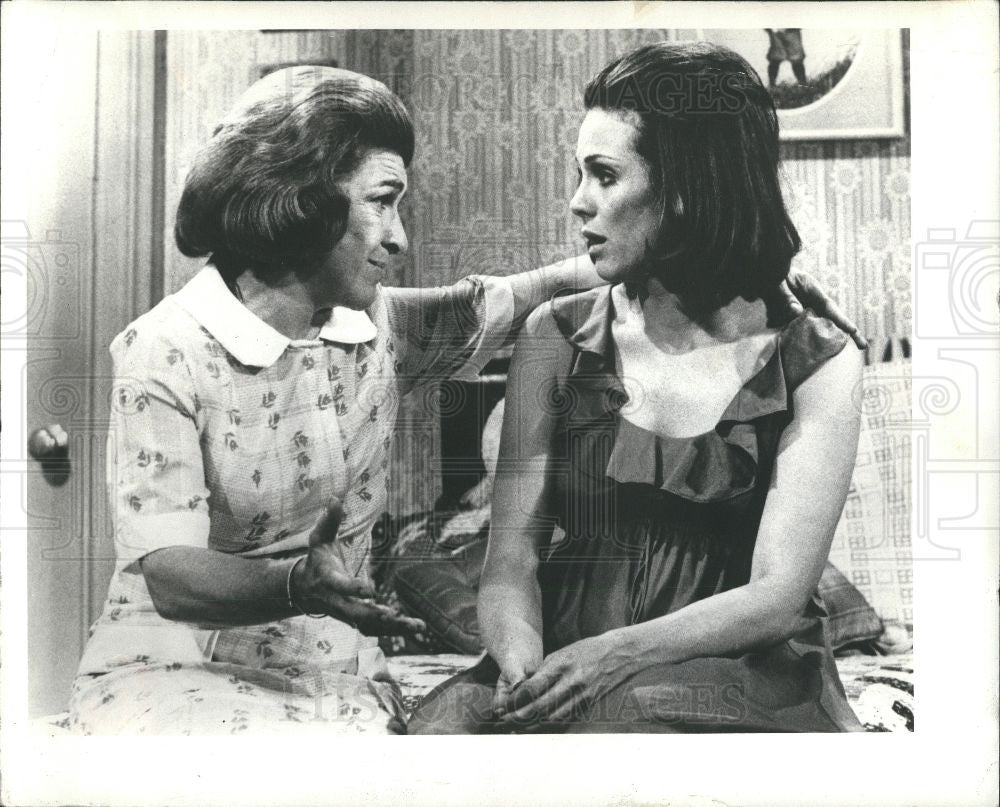 Press Photo Valerie Harper , Rhoda TV show - Historic Images