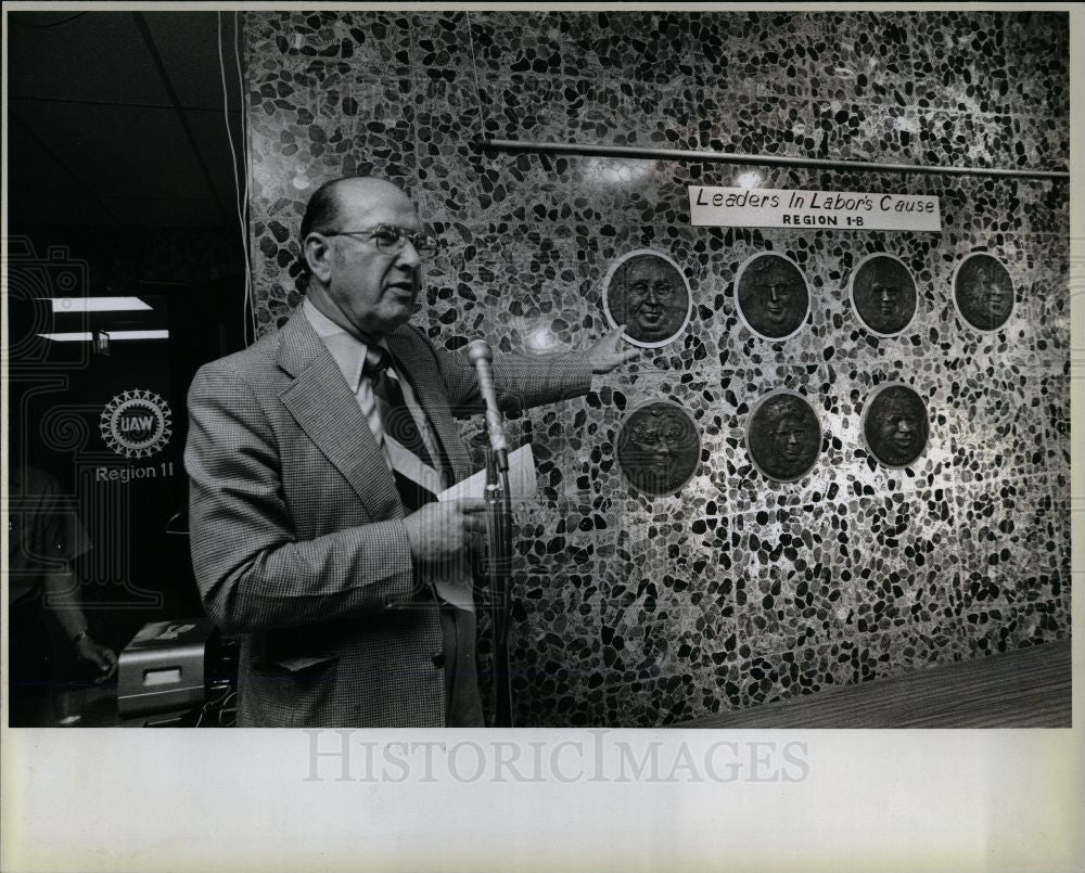 Press Photo Ken Morris - Historic Images