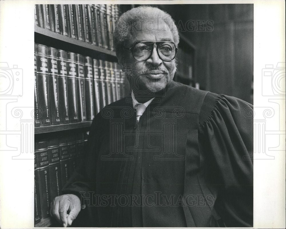 1982 Press Photo JUDGE HAGUE, Judge - Historic Images