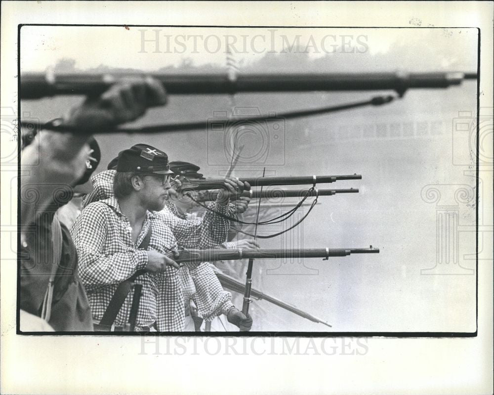 1978 Press Photo Civil War Muzzle Loading Re-enactment - Historic Images