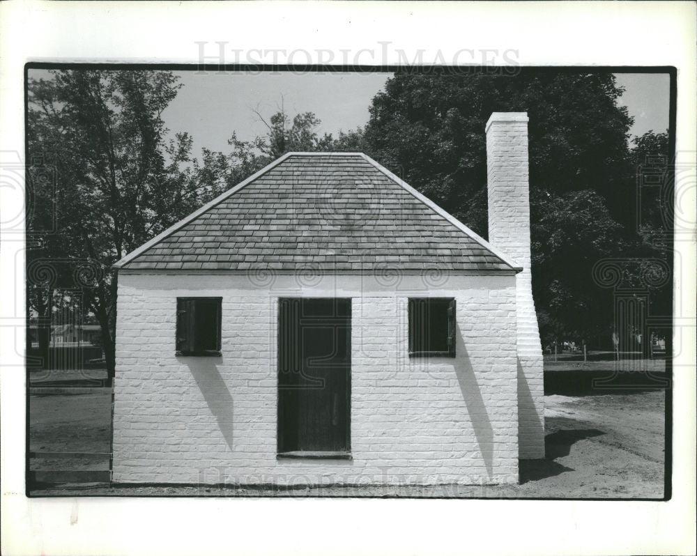 1991 Press Photo Greenfield Village 1850s slave house - Historic Images
