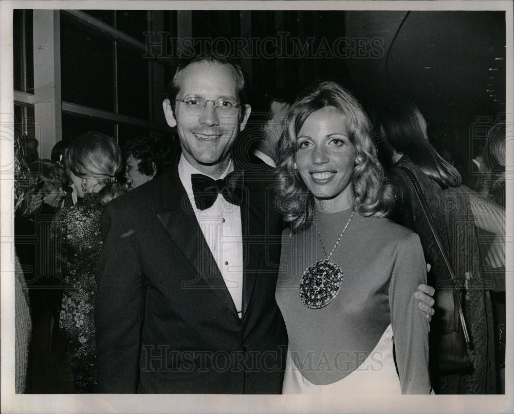 Press Photo Robert Nederlander Theater Music - Historic Images