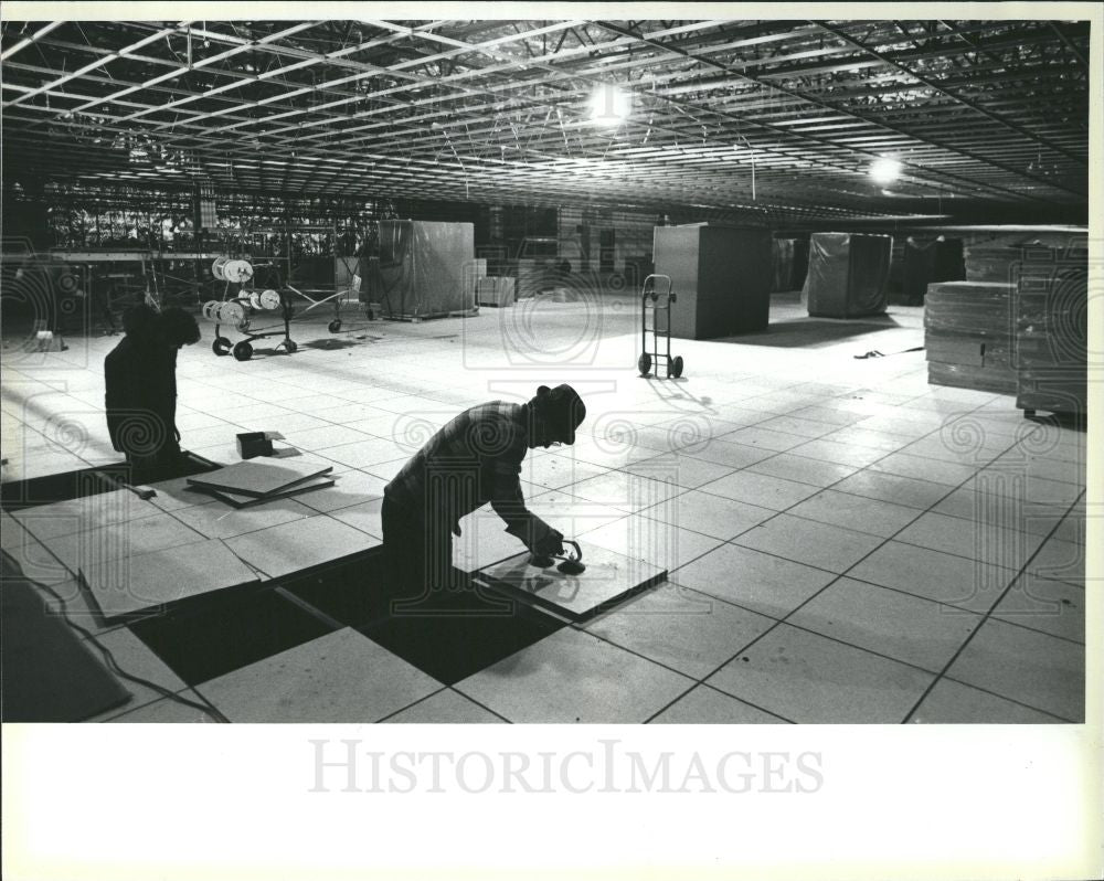 1985 Press Photo Electronic Data Systems Auburn Heights - Historic Images