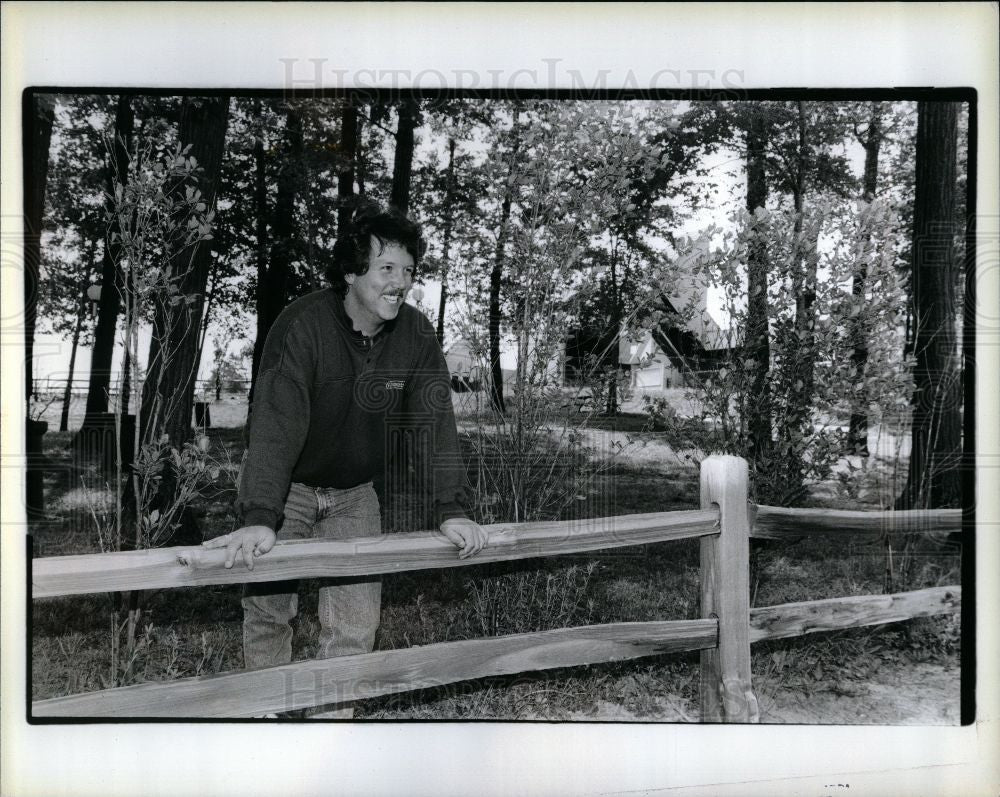 1990 Press Photo Theatre Manager - Historic Images