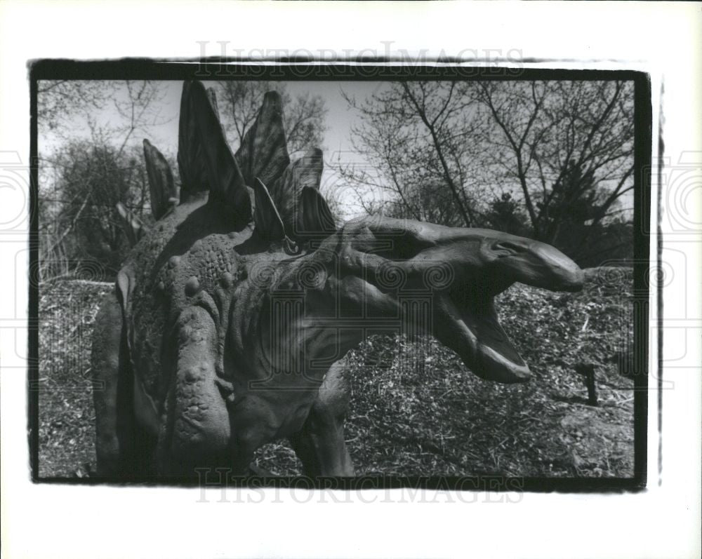 1993 Press Photo Dinosaur extinct, Detroit Zoo - Historic Images