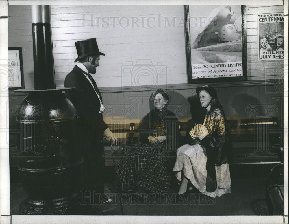1941 Press Photo Quig Minnie Daley Joseph Lorette - Historic Images