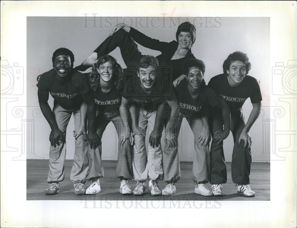 1979 Press Photo Detroupe, Darey Dean is shown on top. - Historic Images