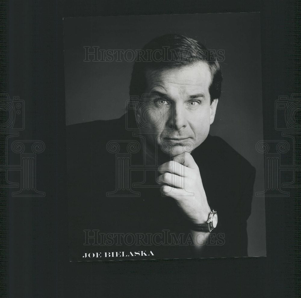 1998 Press Photo Joe Bielaska Joeys Comedy Club - Historic Images